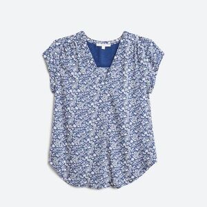 Monday Fun Lilian V neck in excellent condition size XL